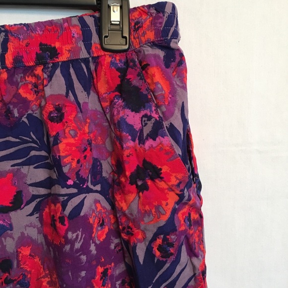 🟣 FINAL MARKDOWN 🟣 NWT Mossimo Size L Shorts - Picture 4 of 5